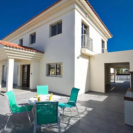 Dafnis Platina - Lovely 4 Bedroom With Private Pool - Close To The Villa *