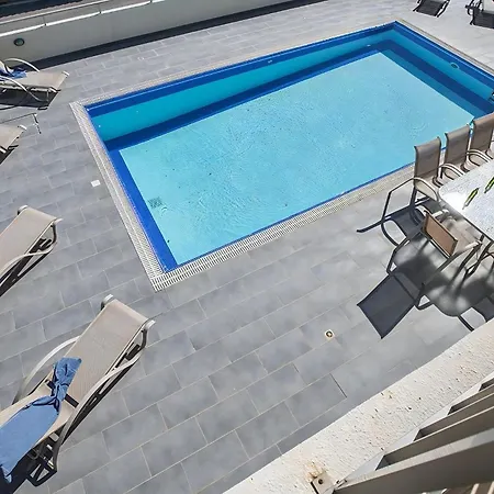 Dafnis Platina - Lovely 4 Bedroom With Private Pool - Close To The Protaras