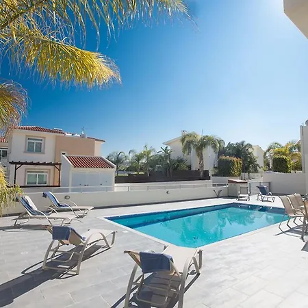 فيلة Dafnis Platina - Lovely 4 Bedroom With Private Pool - Close To The