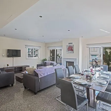 Dafnis Platina - Lovely 4 Bedroom With Private Pool - Close To The *