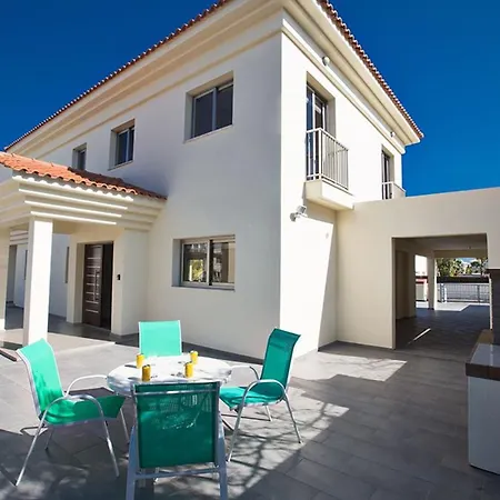 Dafnis Platina - Lovely 4 Bedroom With Private Pool - Close To The * بروتاراس