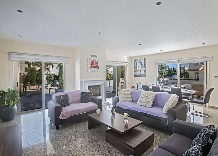 Вилла Dafnis Platina - Lovely 4 Bedroom With Private Pool Протарас